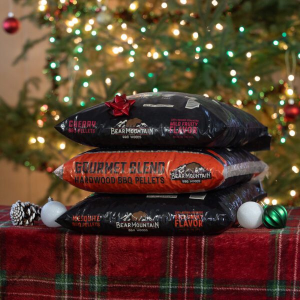 Bear Mountain 3-pack grilling pellets.